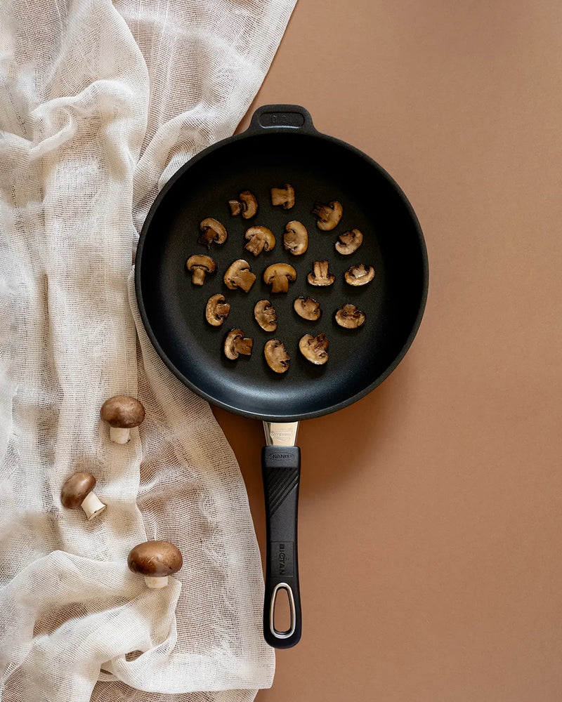 Poêle de cuisine haut de gamme