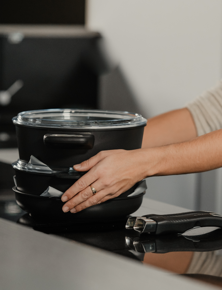 Batterie de cuisine haut de gamme induction rangement