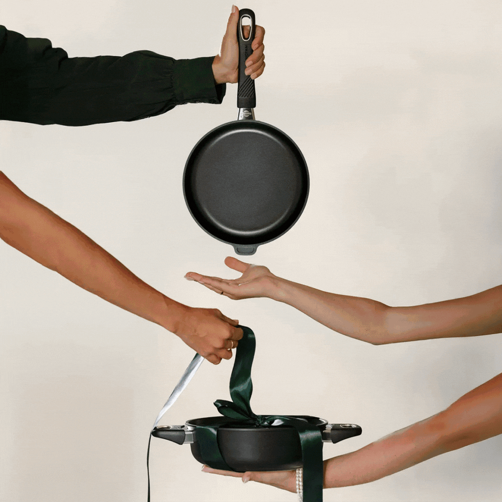 Carte cadeau Gastrolux parfaite pour un cadeau de Noël, anniversaire, mariage. Cadeau de noel parfait pour adultes adeptes de cuisine ou familles nombreuses