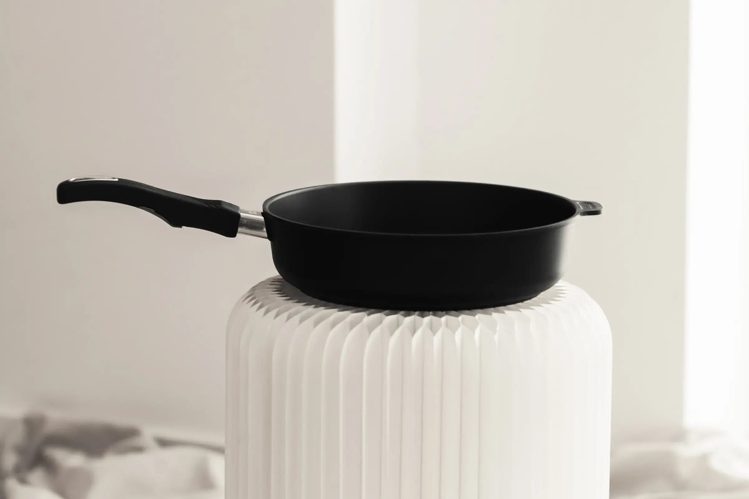 Sauteuse de cuisine haut de gamme induction gastrolux