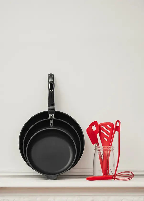 GASTROLUX Guss-Servierpfanne BIOTAN PLUS 32 cm Höhe 7,5 cm INDUKTION